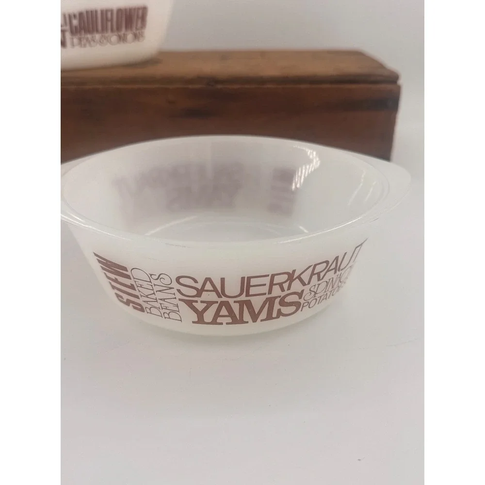 Glasbake vintage milk